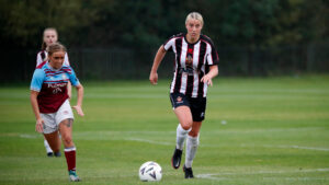 Brooke Newton in action for Spennymoor Town Ladies