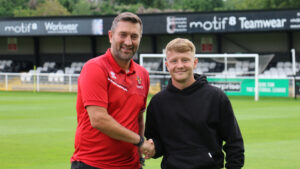 Spennymoor Town boss Graeme Lee welcomes midfielder Olly Green to The Brewery Field